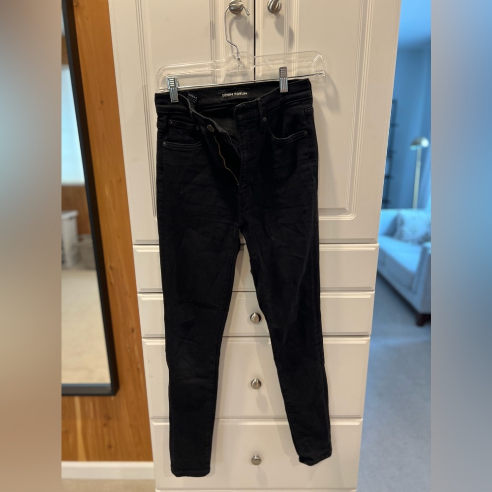 Aritzia Denim Forum Lola High Rise Skinny - Black Jean